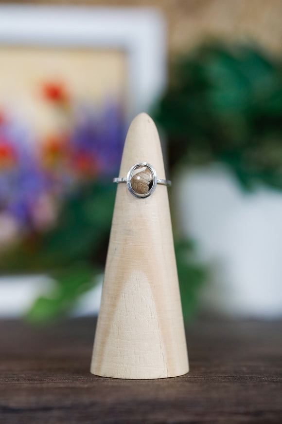 Simple Pepper Jasper Ring - Size 4