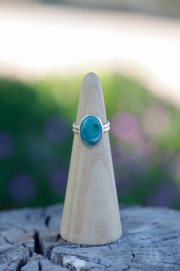 Oval Peruvian Opal Ring - Size 5