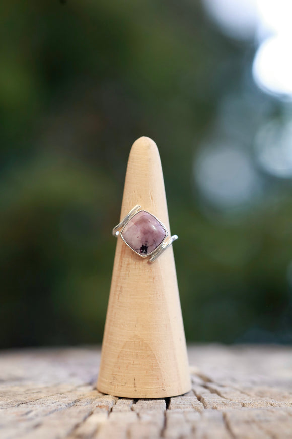 Square Tiffany Stone Wrap Ring - Size 7